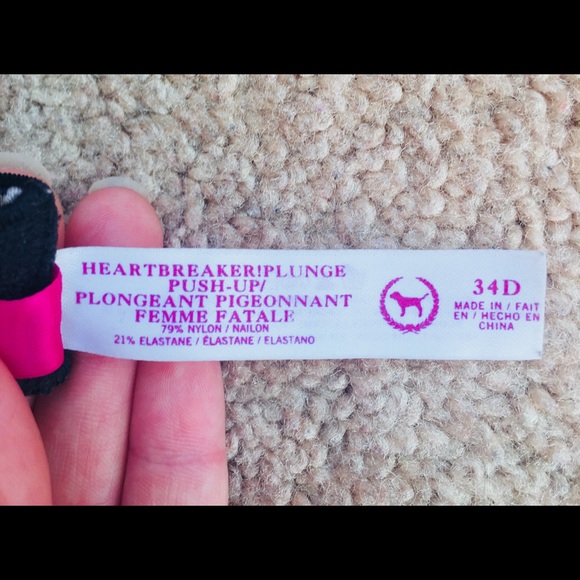 VICTORIA’S SECRET Heartbreaker! Plunge Push-Up 34D - Picture 7 of 7